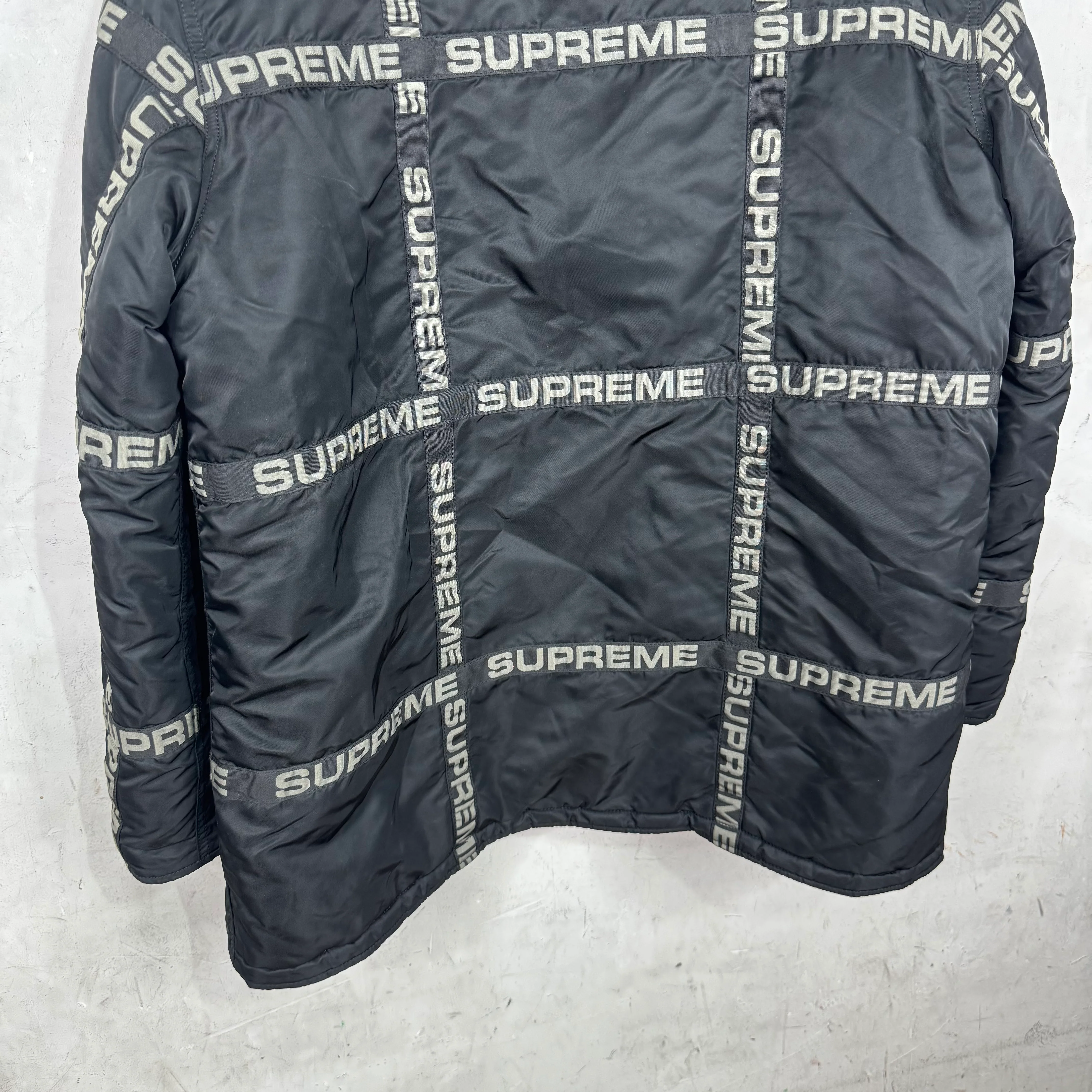 Supreme AW18 Nylon Logo Tape N-3B Parka - Image 8