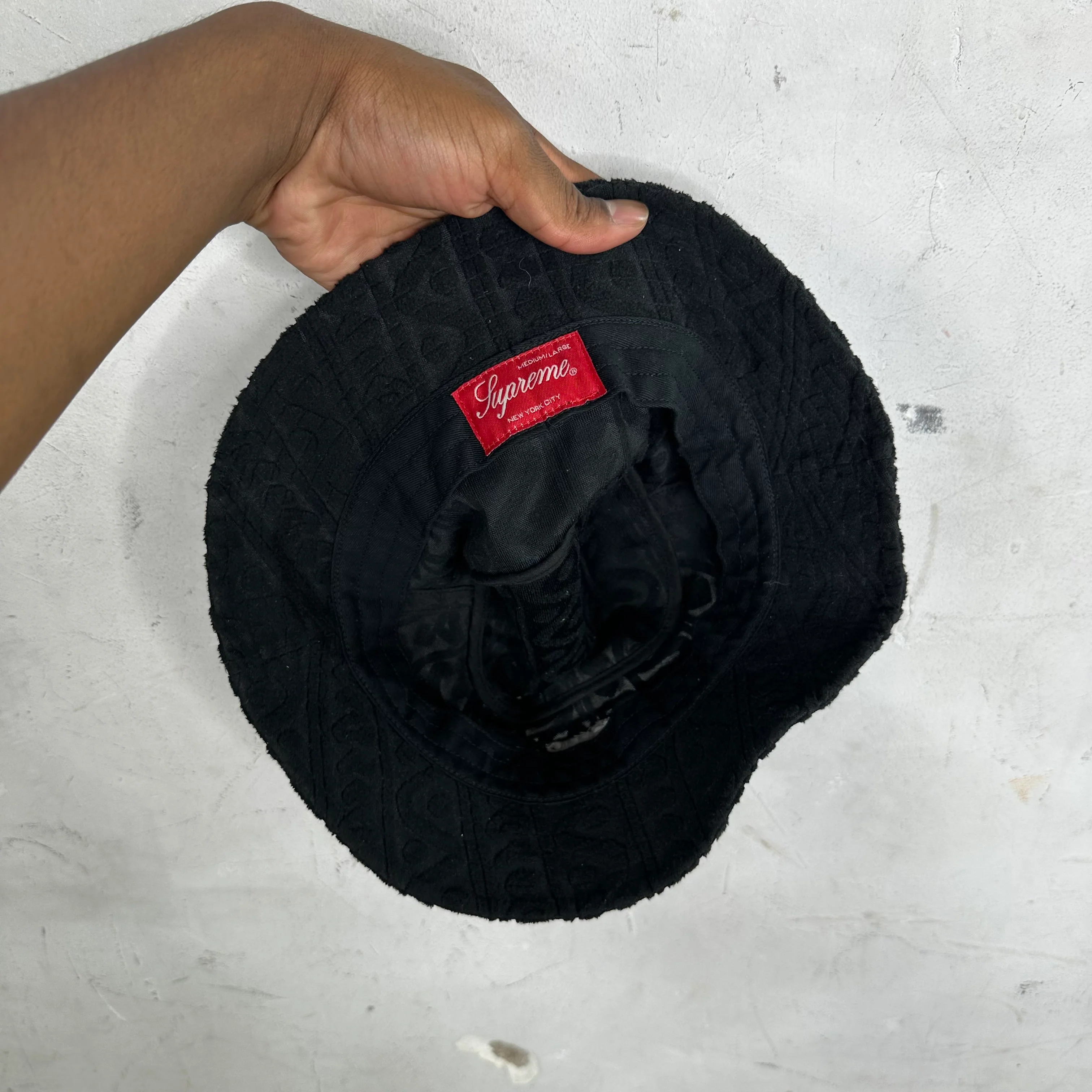 Supreme Modern Logo Textured Bucket Hat - Image 2