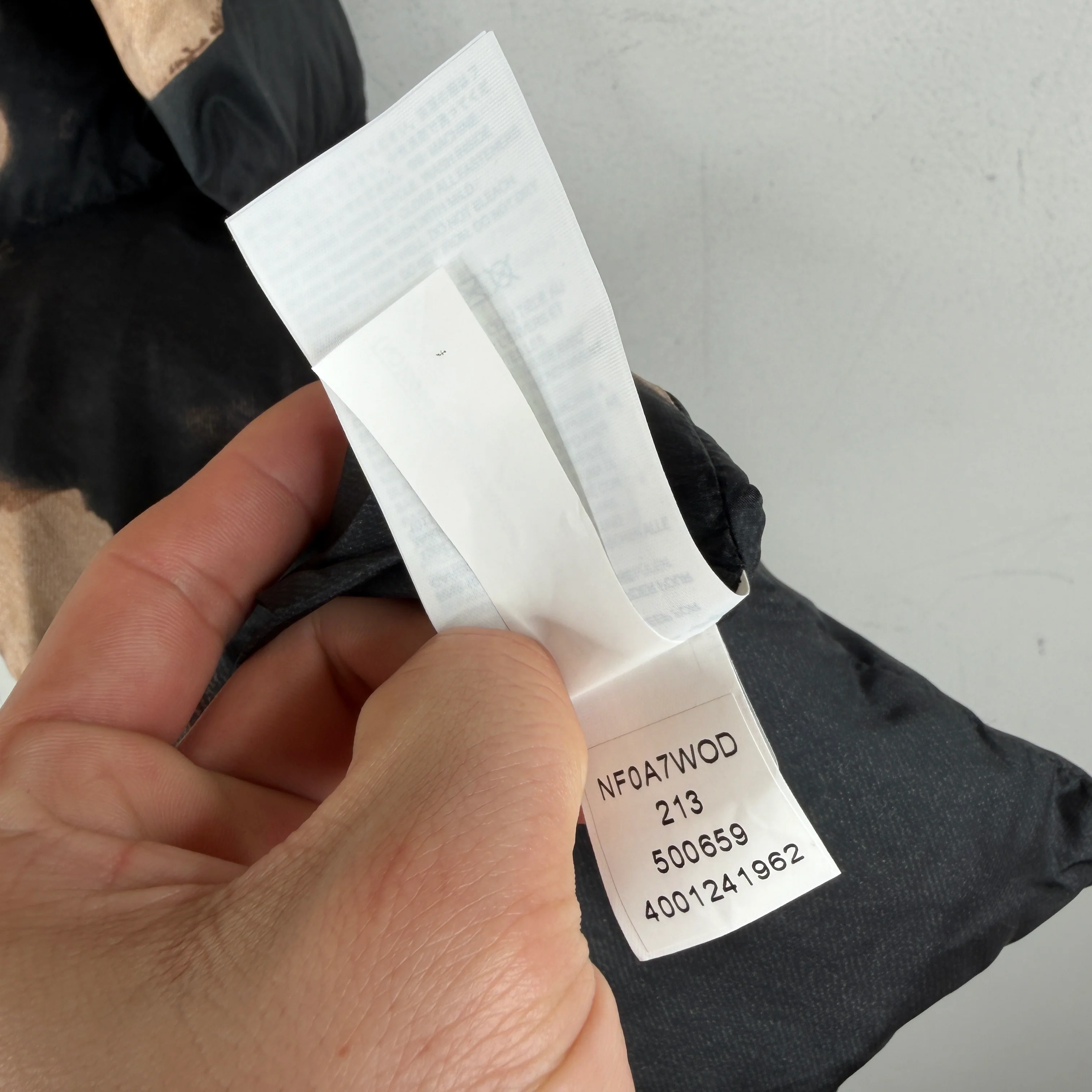 Supreme TNF Bleached Print 700 Fill Scarf - Image 4