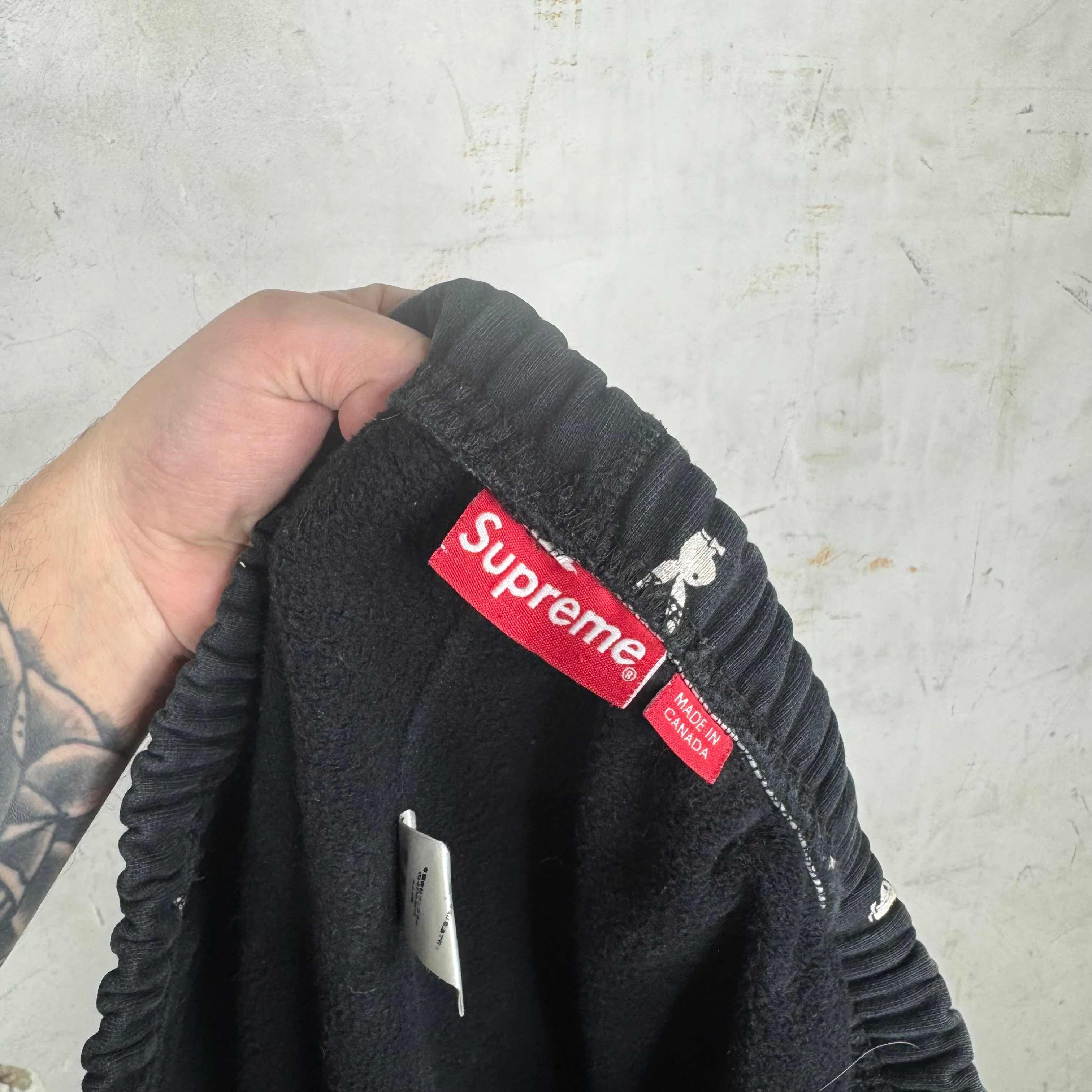 Supreme x Playboy Sweatpants Black - Image 3