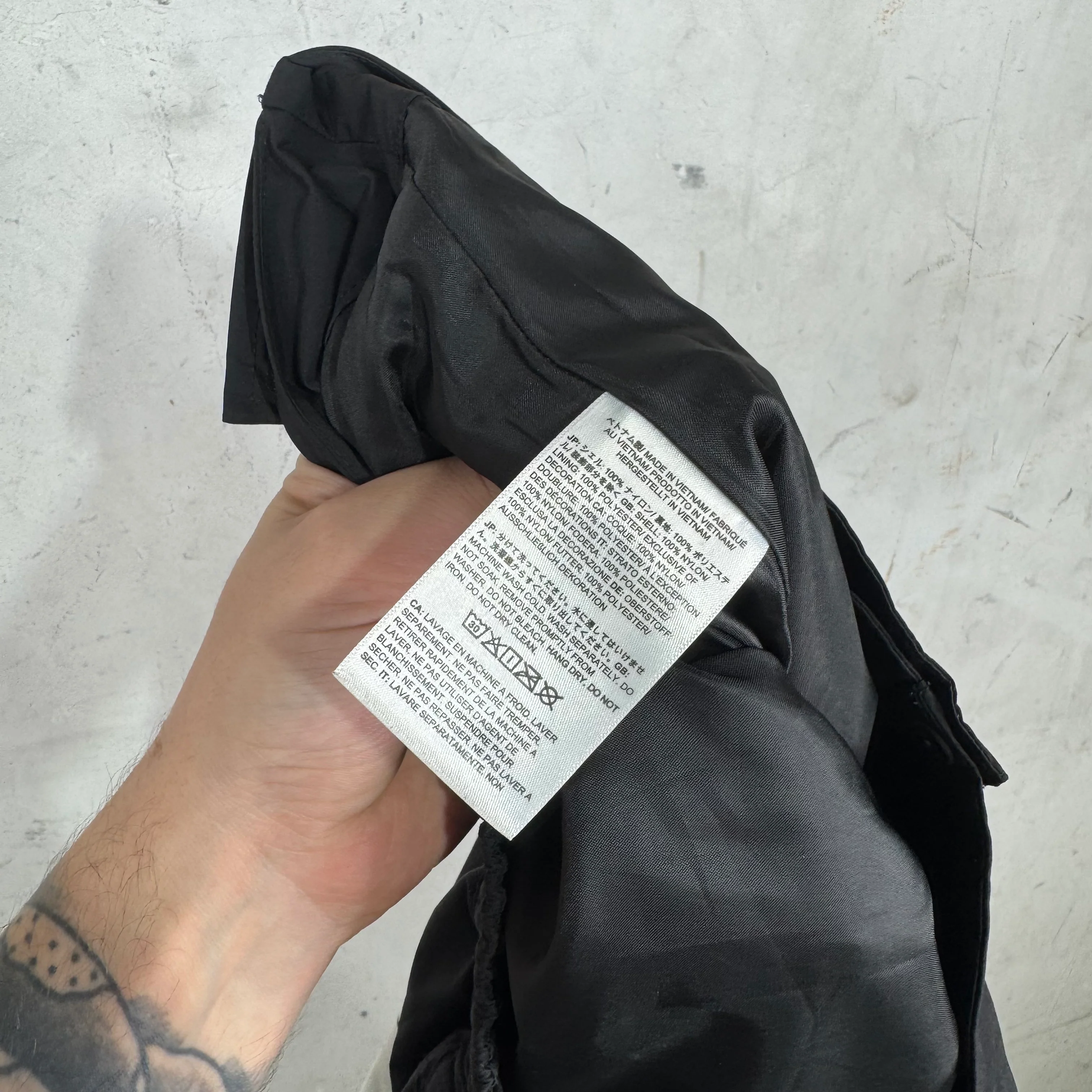 Supreme x TNF Multicolor Script Shell Pants - Image 4