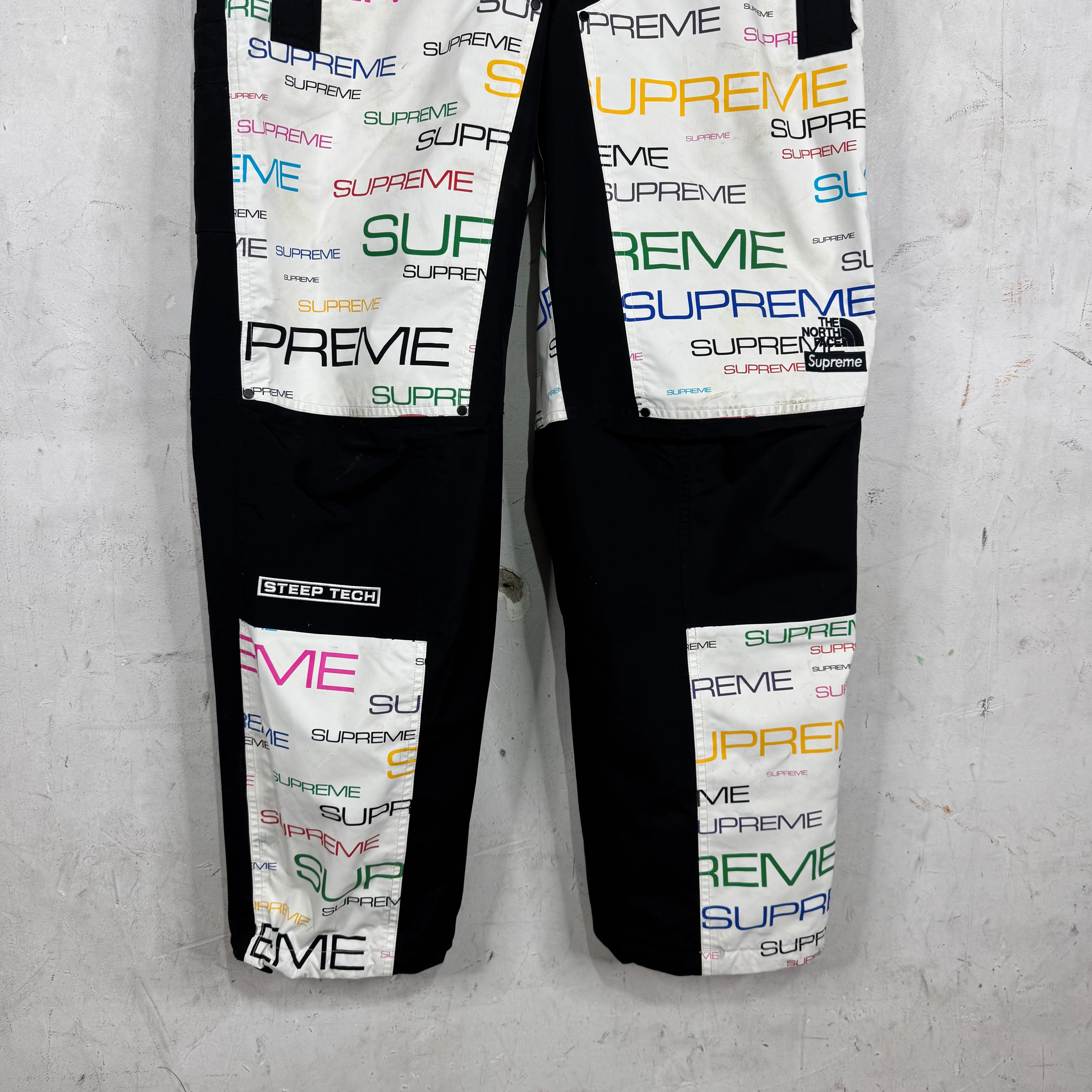 Supreme x TNF Multicolor Script Shell Pants - Image 7