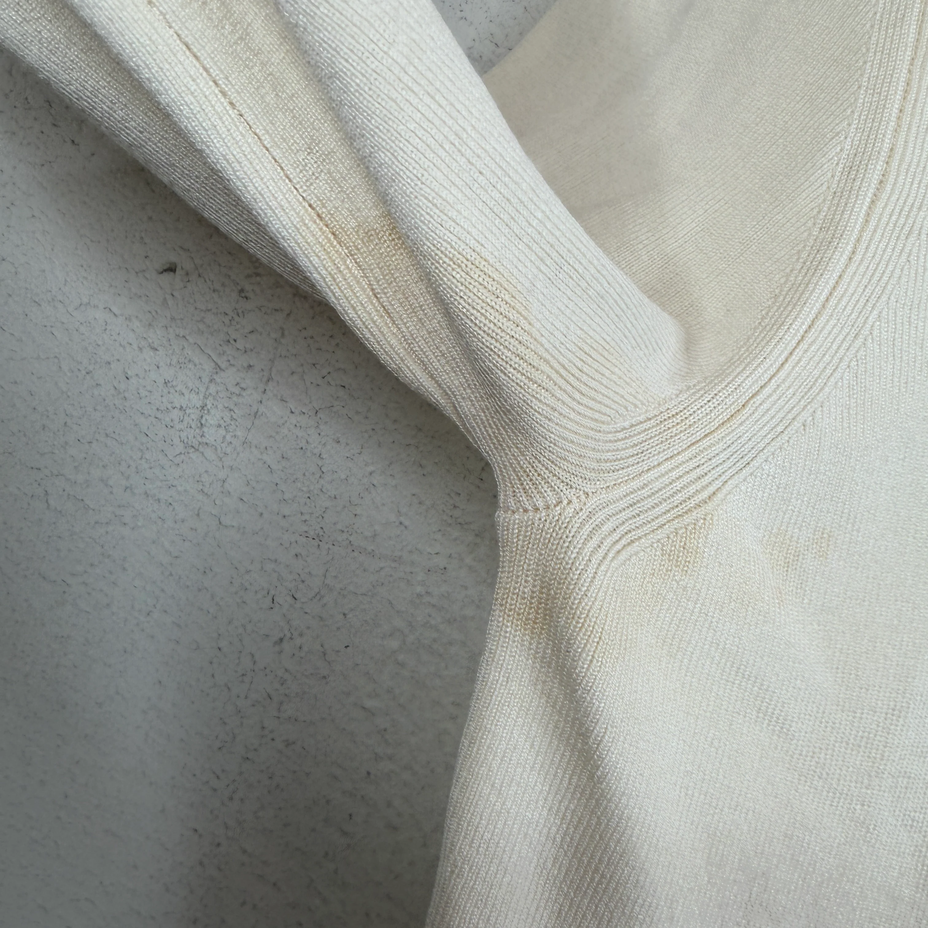 The Row Long Thin Knit LS Shirt - Image 7