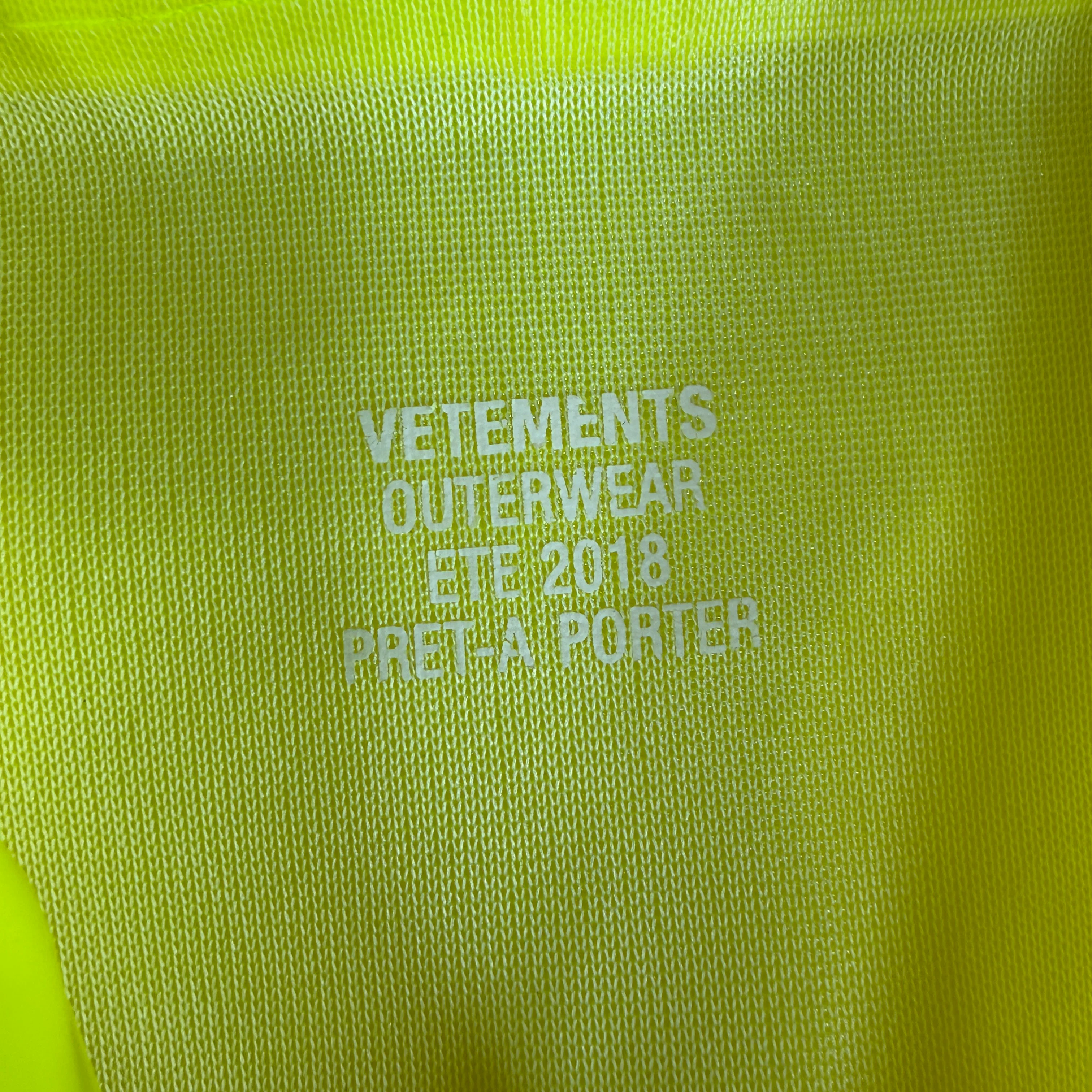 Vetements Neon Rain Coat - Image 3