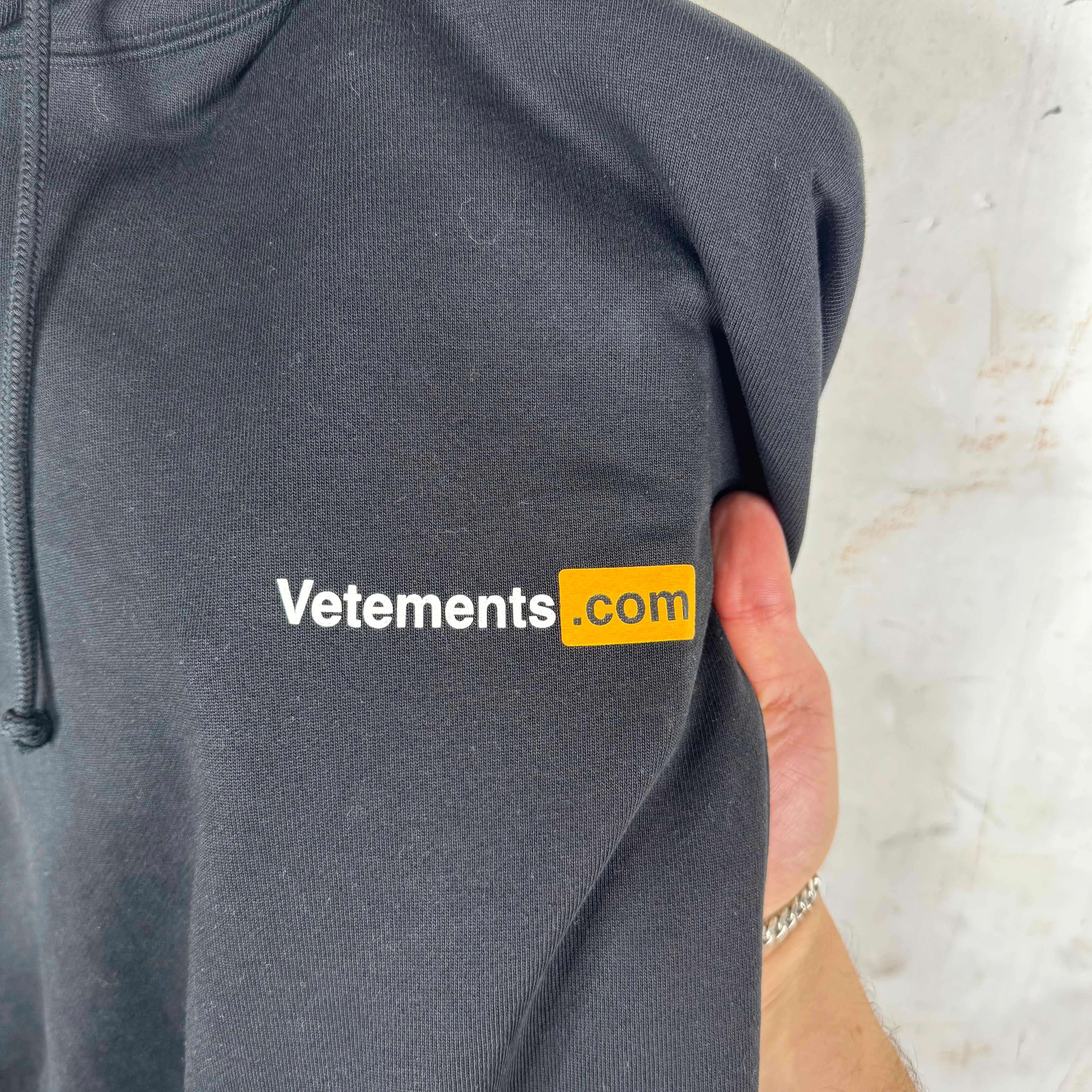 Vetements Porn Logo Hoodie - Image 5