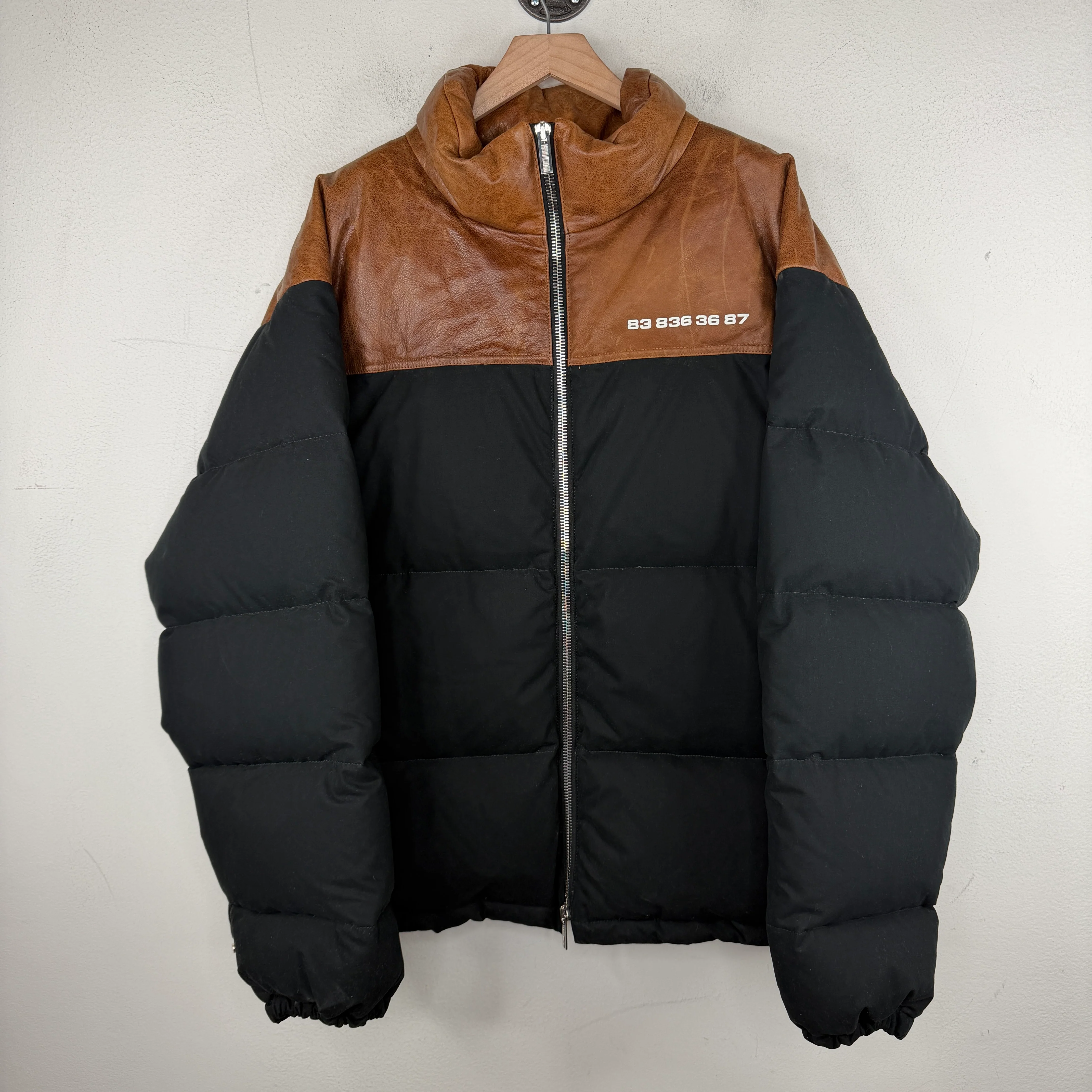 VETEMENTS Two Tone Feather Down Puffer Jacket