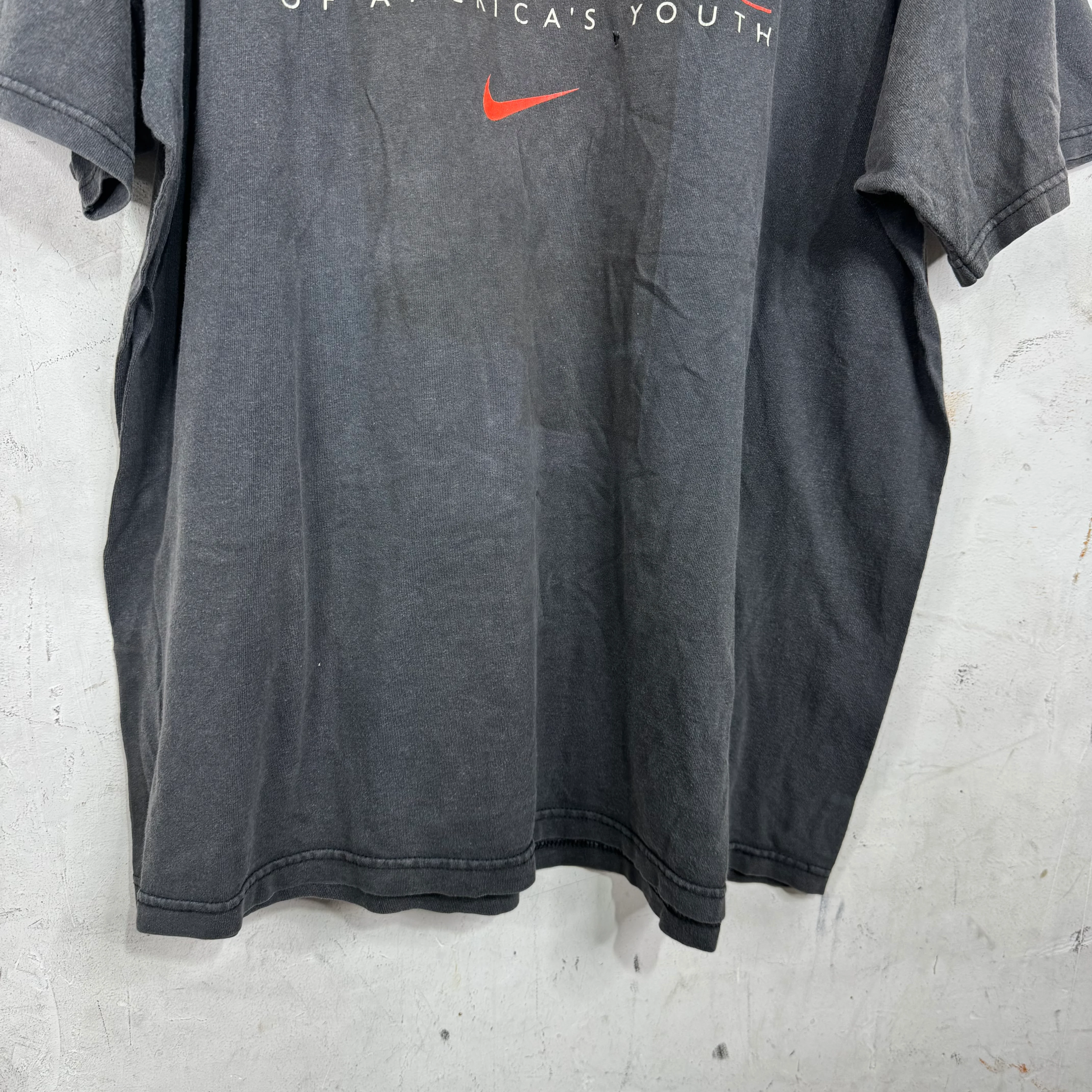 Vintage Nike PLAY T-Shirt - Image 5