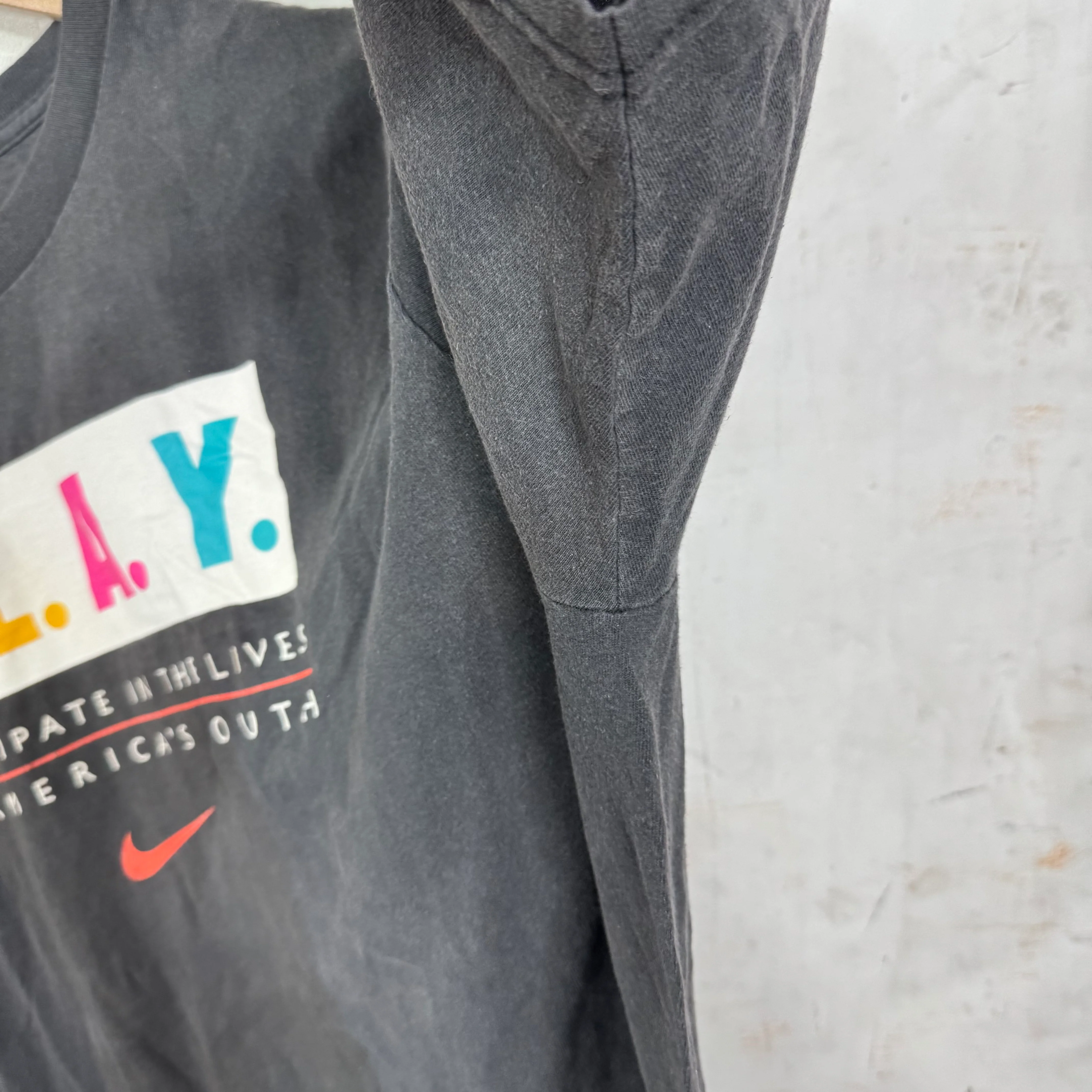 Vintage Nike PLAY T-Shirt - Image 7