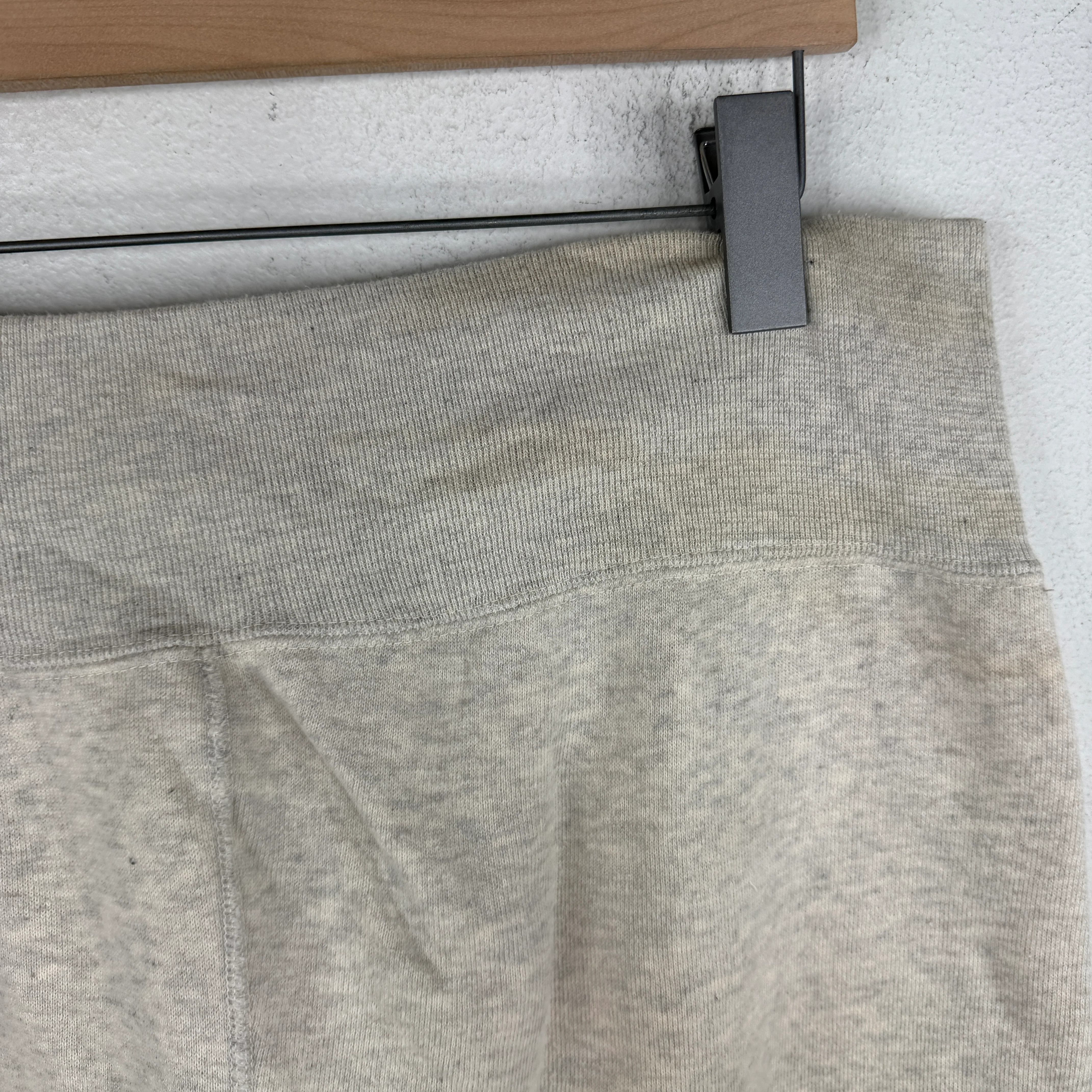 Vintage Unbranded Heather Gray Capri Sweatpants - Image 6